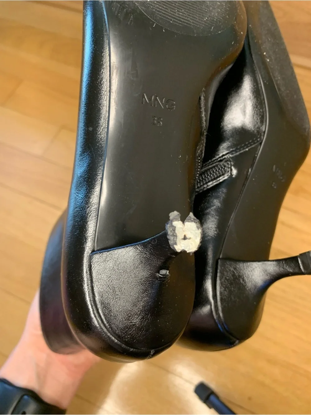 Mango Pointed Heel Ankle Boots in Black - Size 6